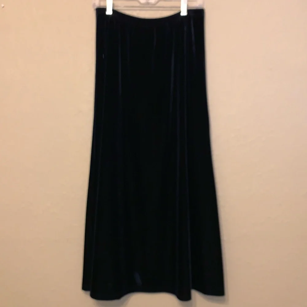 Vintage Koret Black Velvet Maxi Skirt size Large